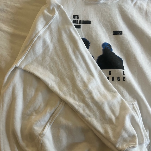 Drake/ It’s all a blur tour merch (not official) - Picture 2 of 4